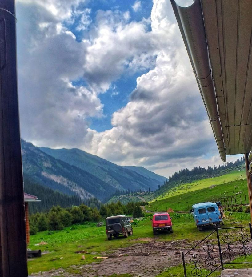 Altyn Arashan Guesthouse Exterior foto
